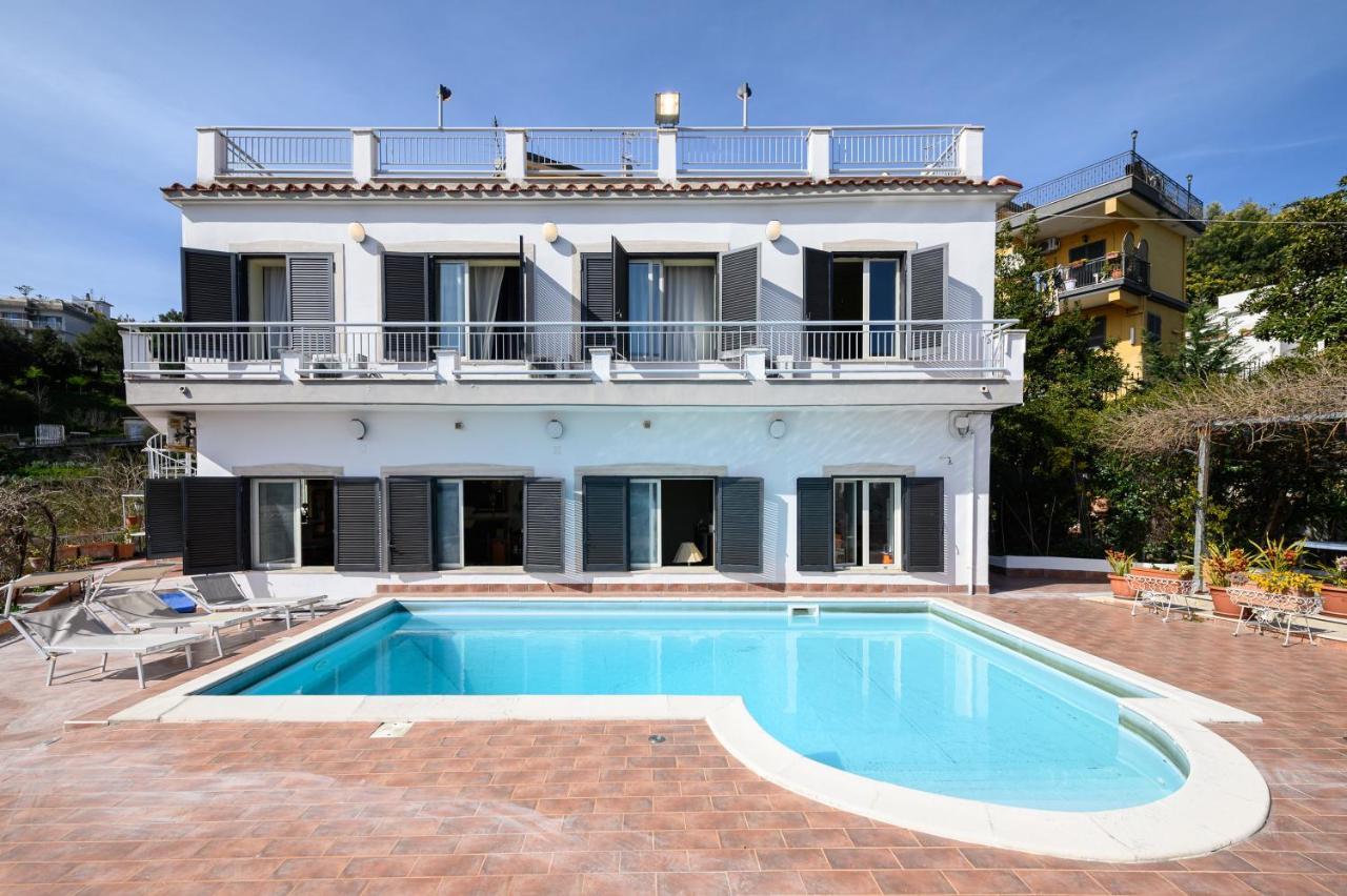 Villa Emilia Pozzuoli Buitenkant foto